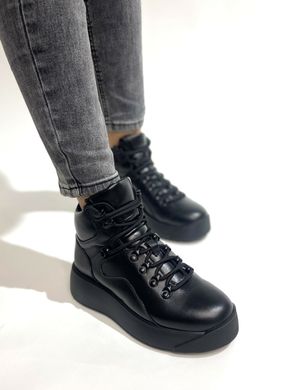 Черные женские ботинки